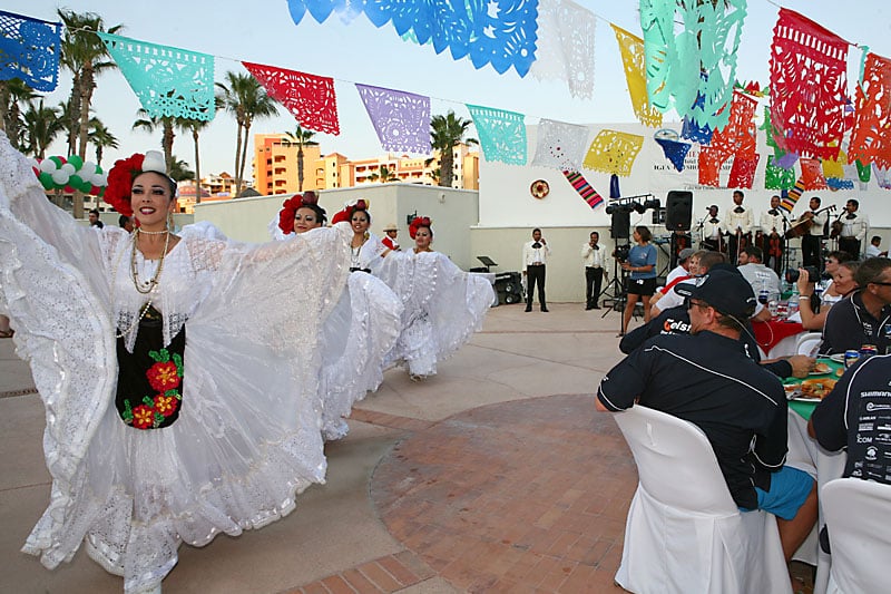 05_opening fiesta.jpg