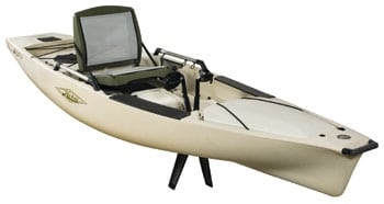 100-0909gear_kayak.jpg