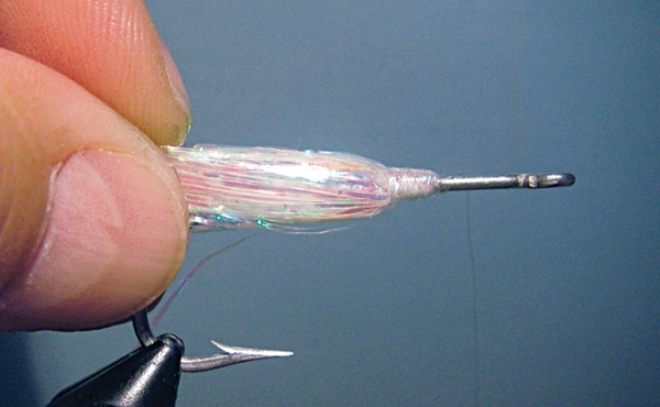 Tying the Electric Deceiver