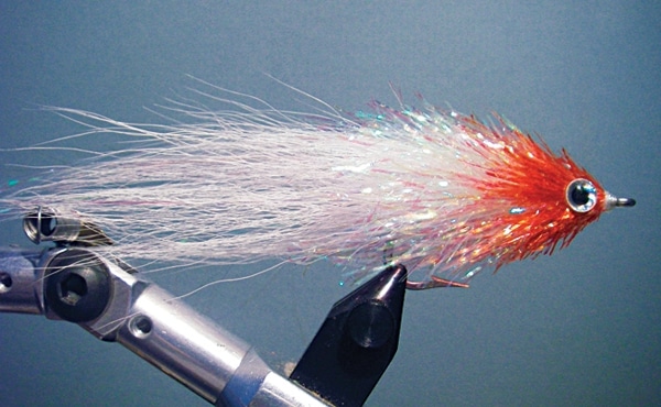 Tying the Electric Deceiver