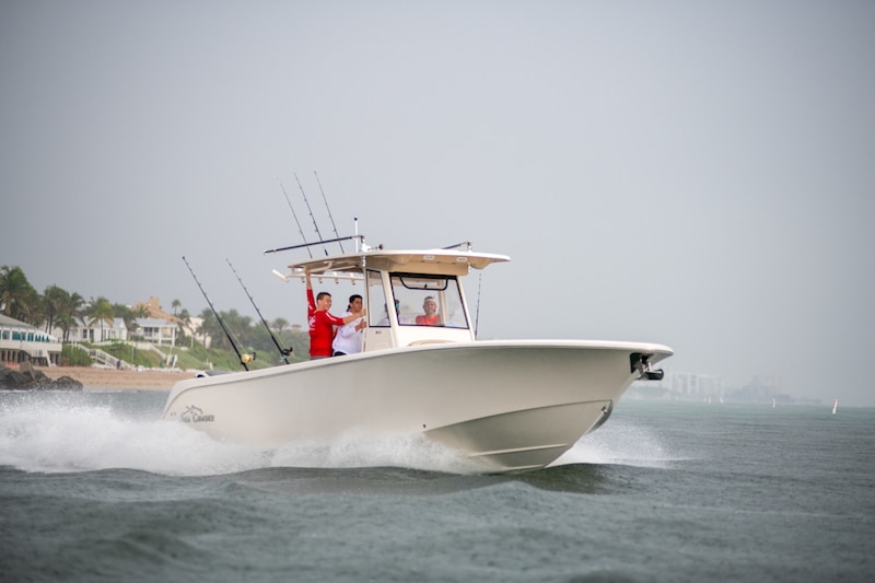 Sea Chaser 35 CC running shot