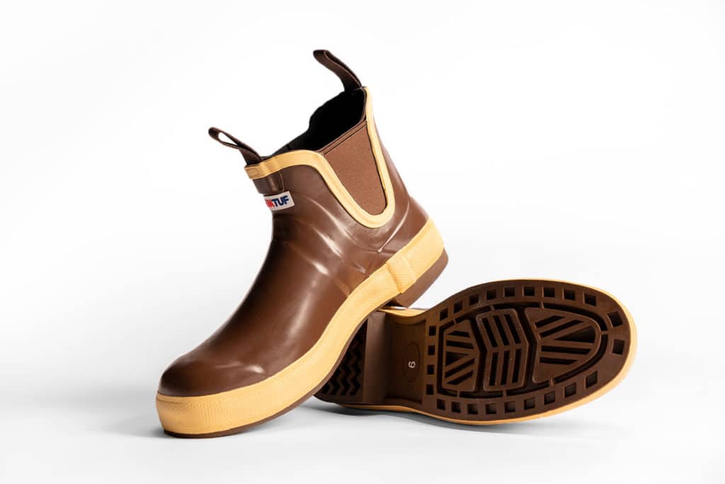 Keep your feet comfortable and protected with the Chelsea deck boot