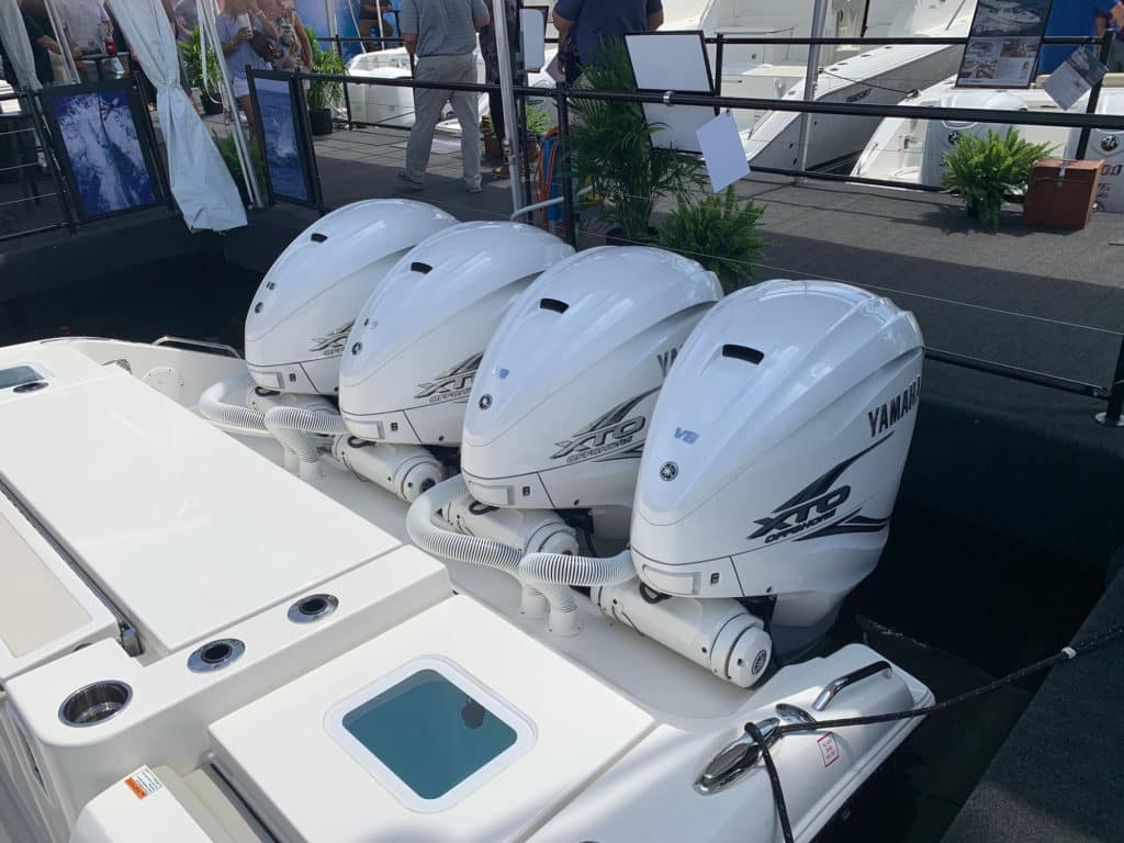 Pursuit S 428 with quad outboards