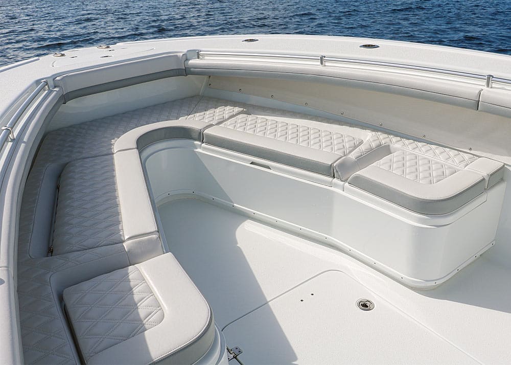 Yellowfin 34 Offshore bow seating