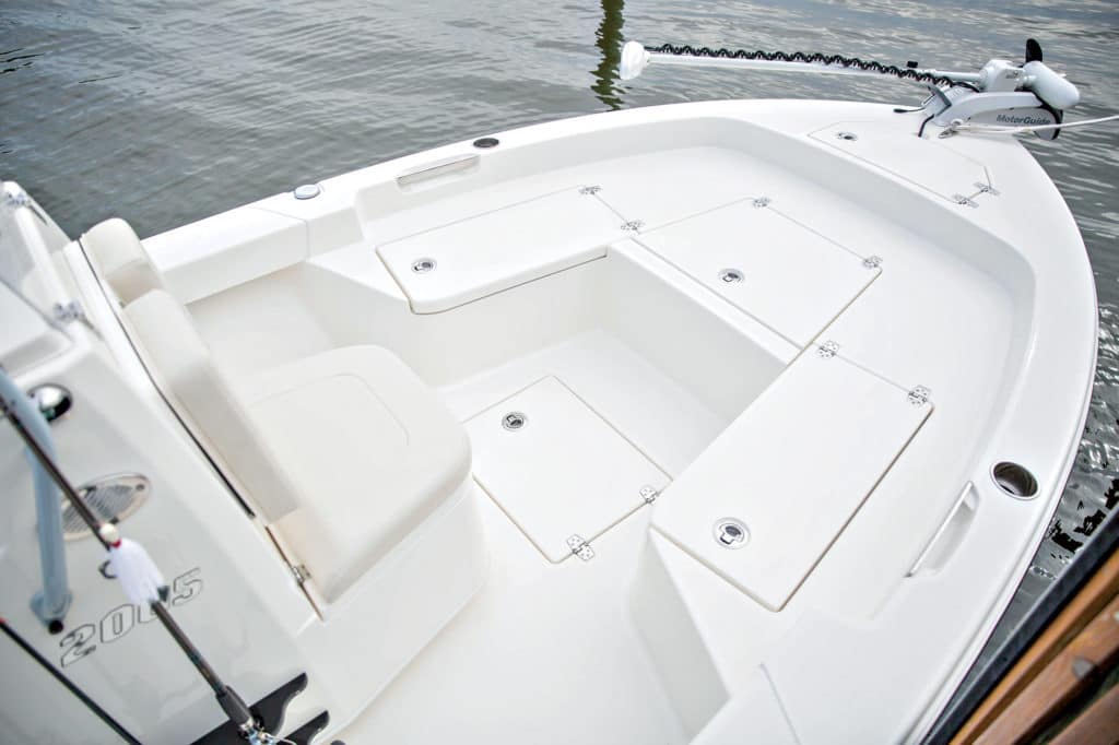 Pathfinder 2005 TRS foredeck