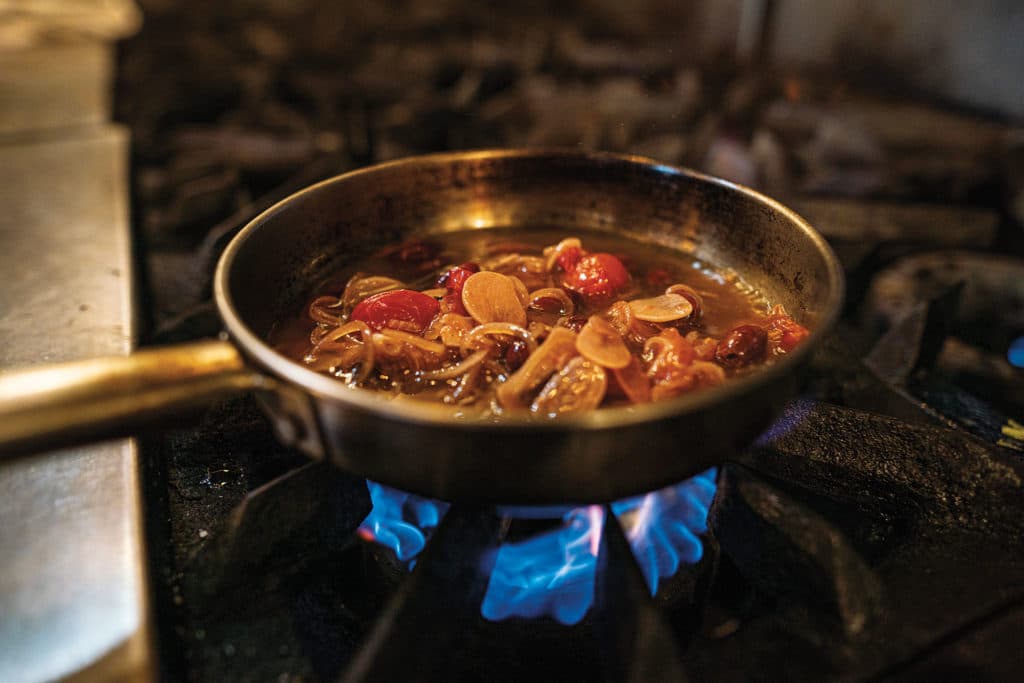 Using a sauté pan to make vinaigrette