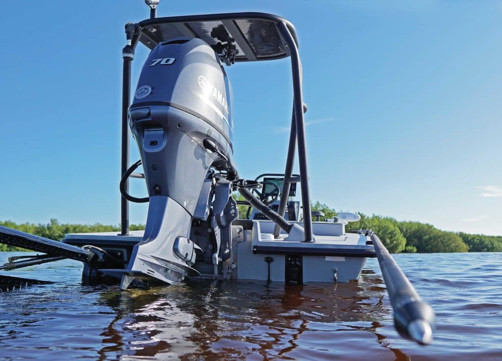 Flats boat with a jack plate installed