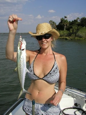 Fish Babes 19  Salt Water Sportsman