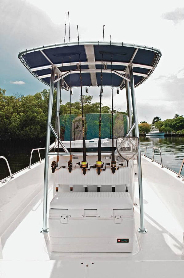 boston whaler 210_14.jpg