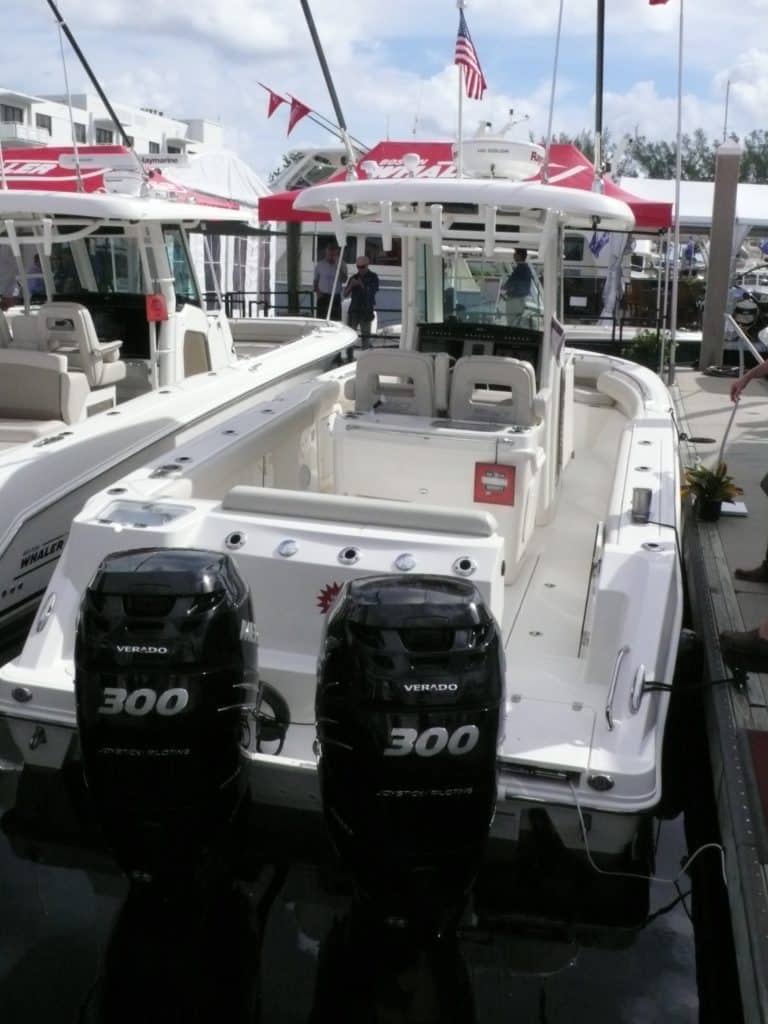 Boston Whaler 280 Outrage