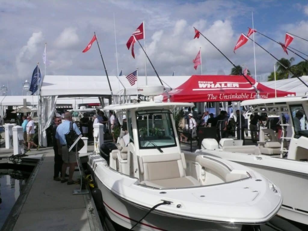 Boston Whaler 280 Outrage