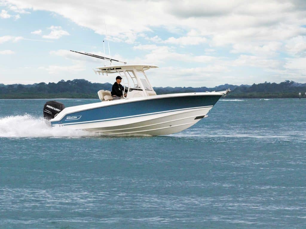 Boston Whaler 230 Outrage