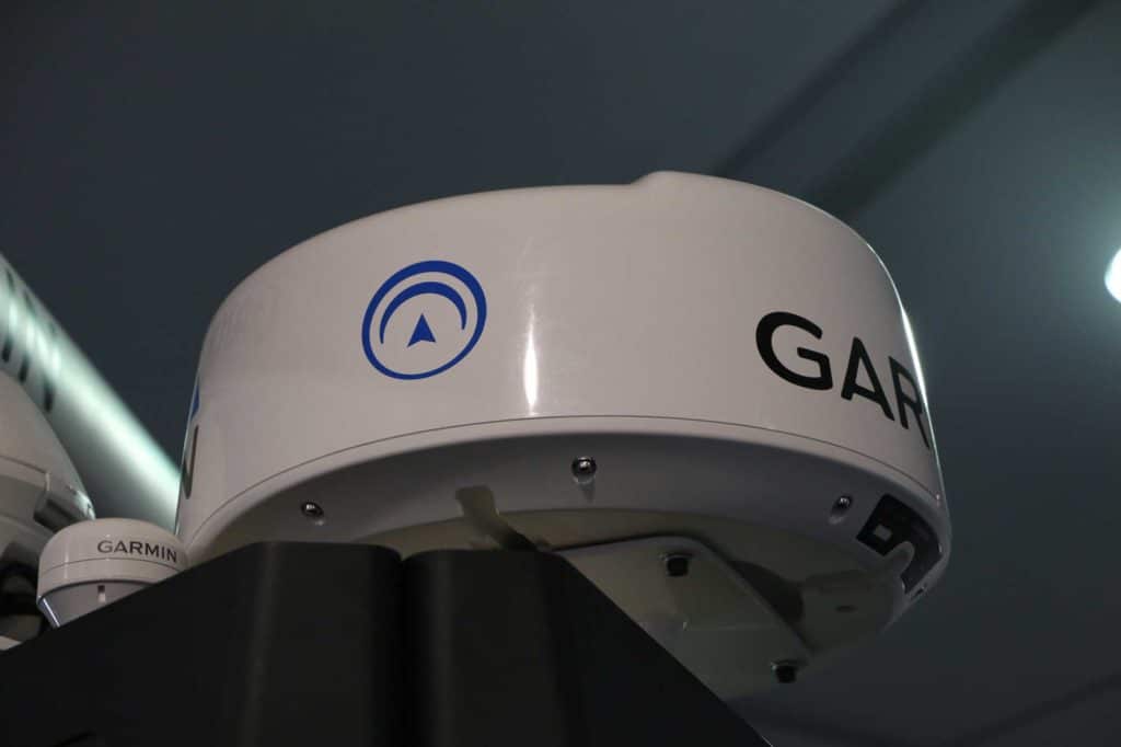 Garmin Fantom 18 and 24 dome radars