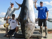 Big Tuna Photo Op - Miami Boat Show