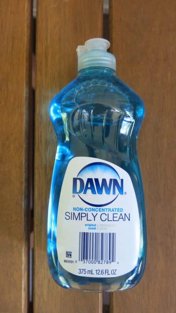 Dawn detergent for cleaning grease