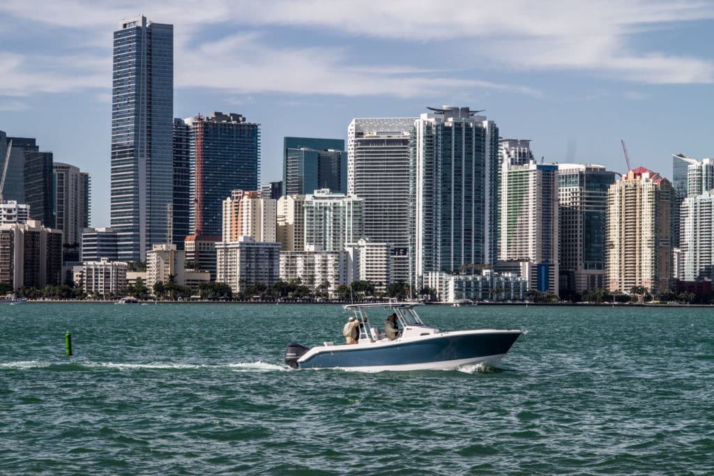 EdgeWater Boats' 280CC