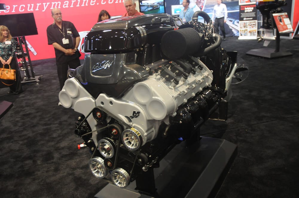 miami-boat-show-2013-engines04.jpg