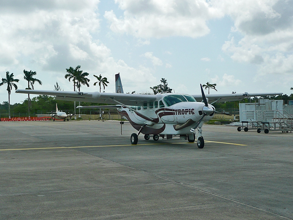 Fly fishing for permit in Belize 14