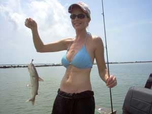 Fish Babes 21  Salt Water Sportsman