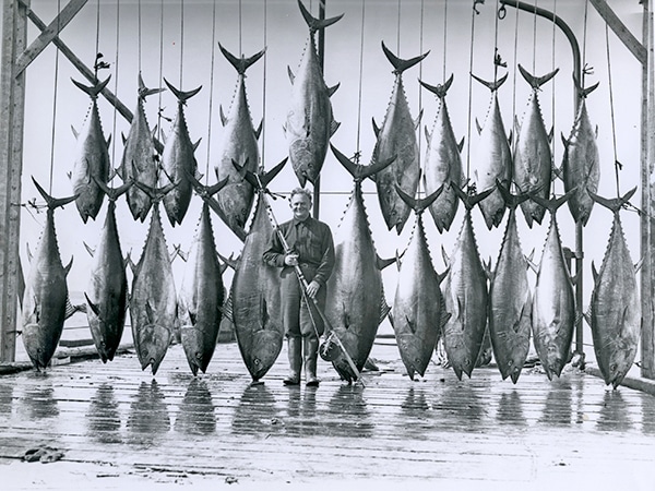Rare Historical IGFA Fishing Photos - 19