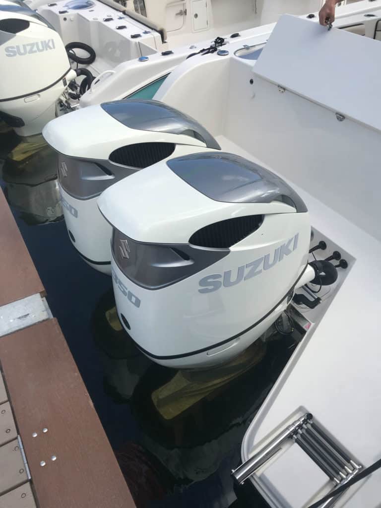 Sea Chaser 35 CC Bluewater Series engines