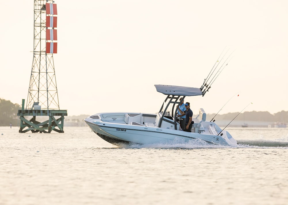 Boat Test Yamaha 210 FSH