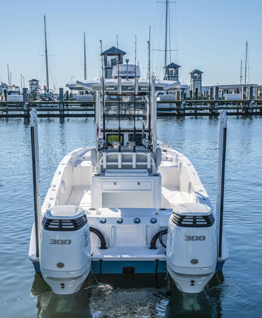260 Hybrid at the dock