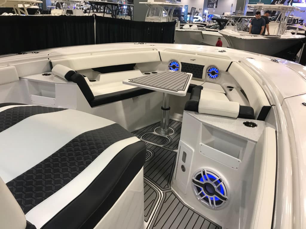 Tidewater 380 CC bow seating