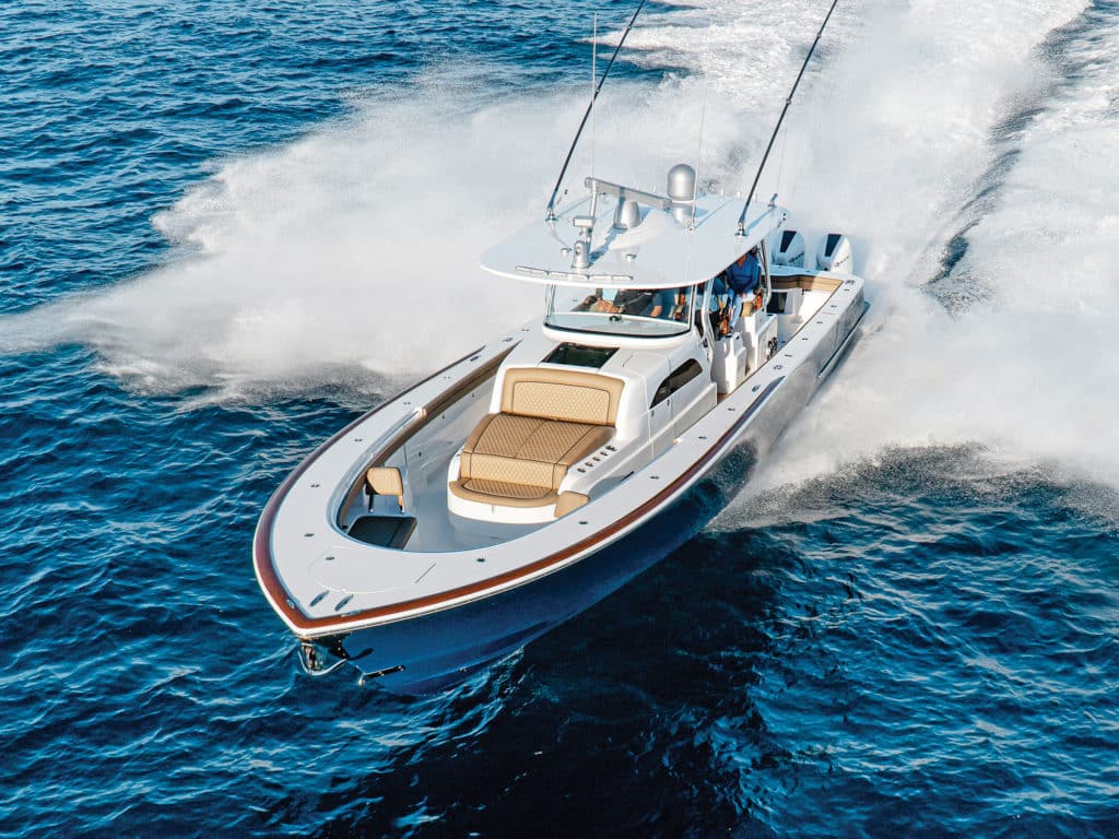 Valhalla V-46 running in the open ocean