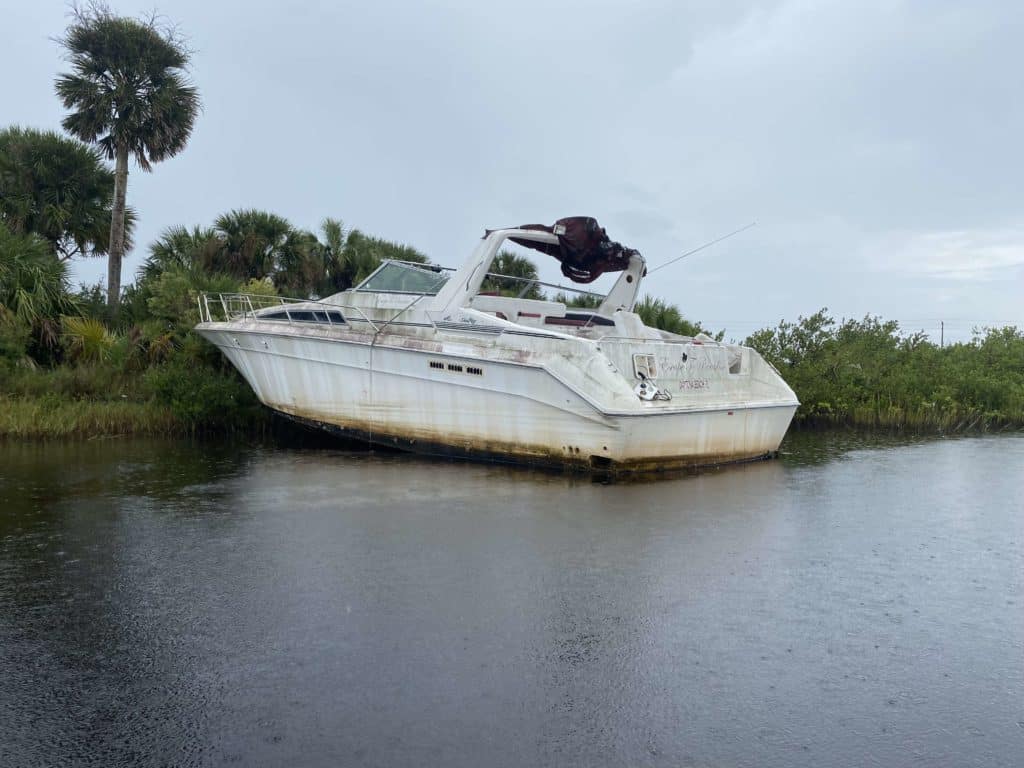 abandoned boat in Florida