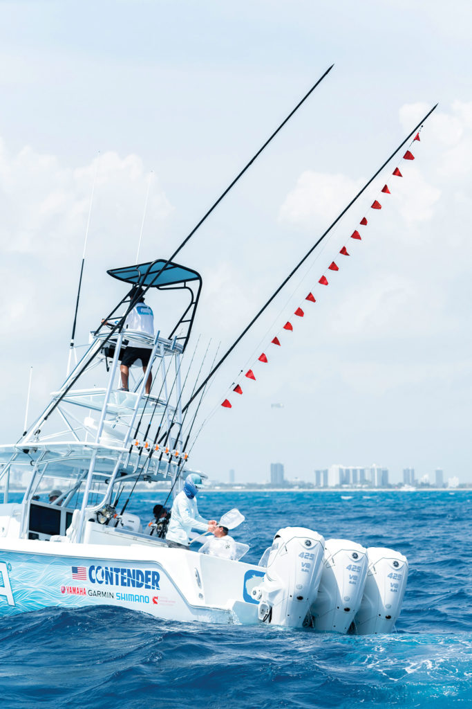 Center-console tournament fishing