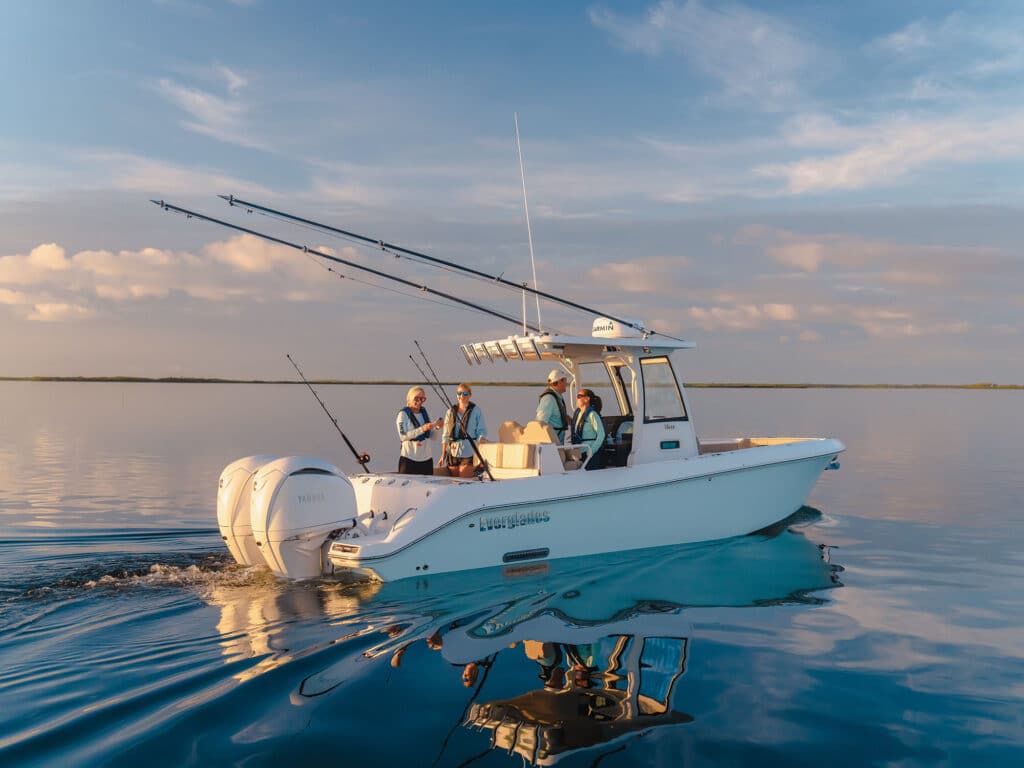 Everglades 285cc idling while fishing