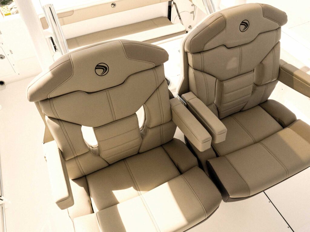 EdgeWater 325CC helm seating