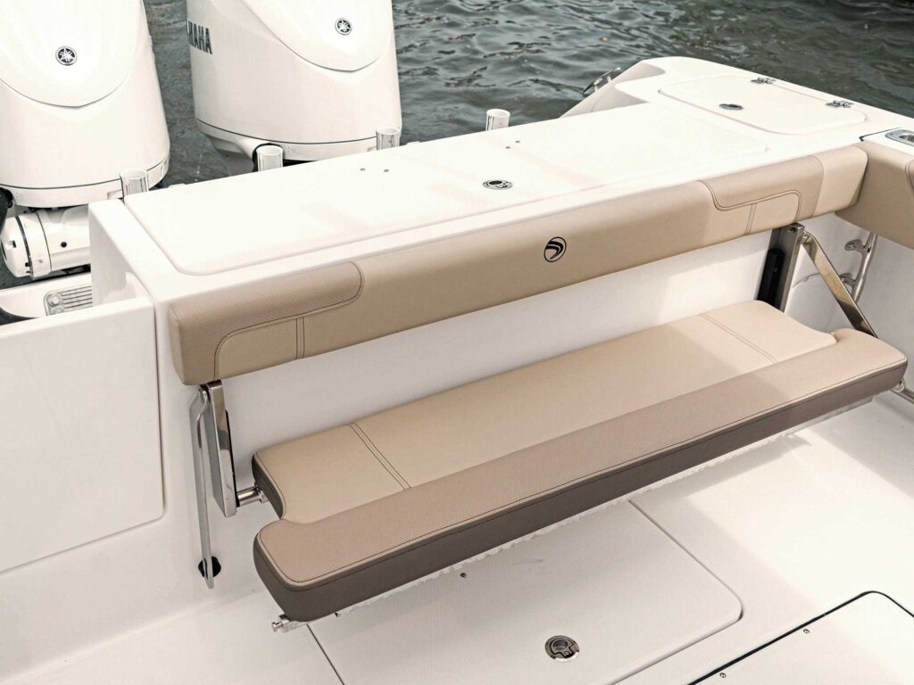 EdgeWater 325CC transom seating