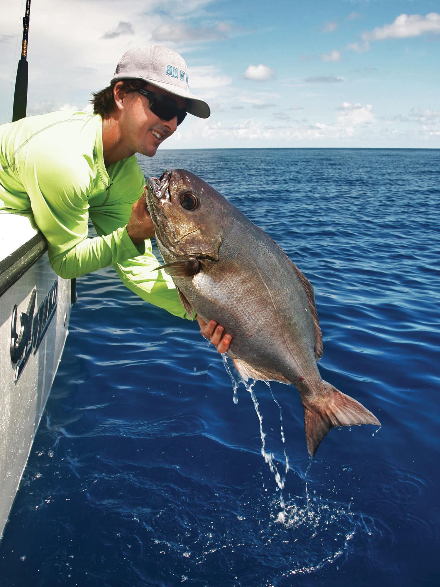 How to Catch Bottomfish | Salt Water Sportsman