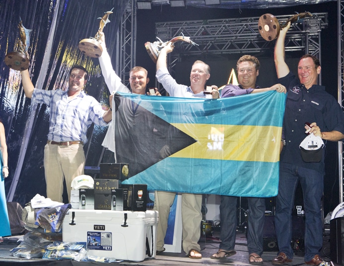 2013 Offshore World Championship 1st place team.jpg