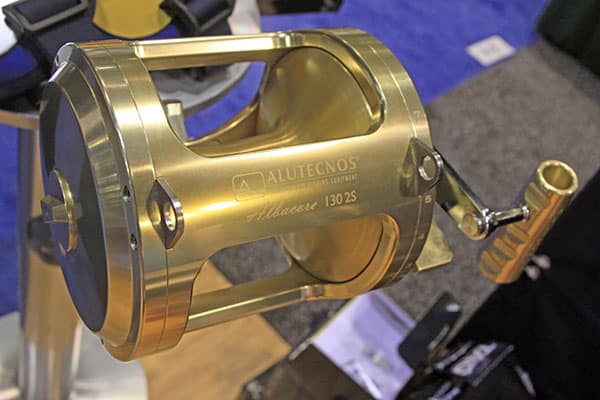 Alutecnos Reel: ICAST 2014 New Fishing Reel