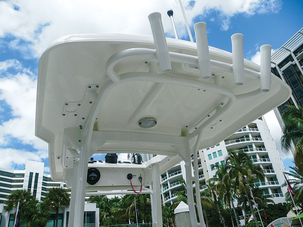 Boston Whaler 240 Dauntless Pro Boat Review