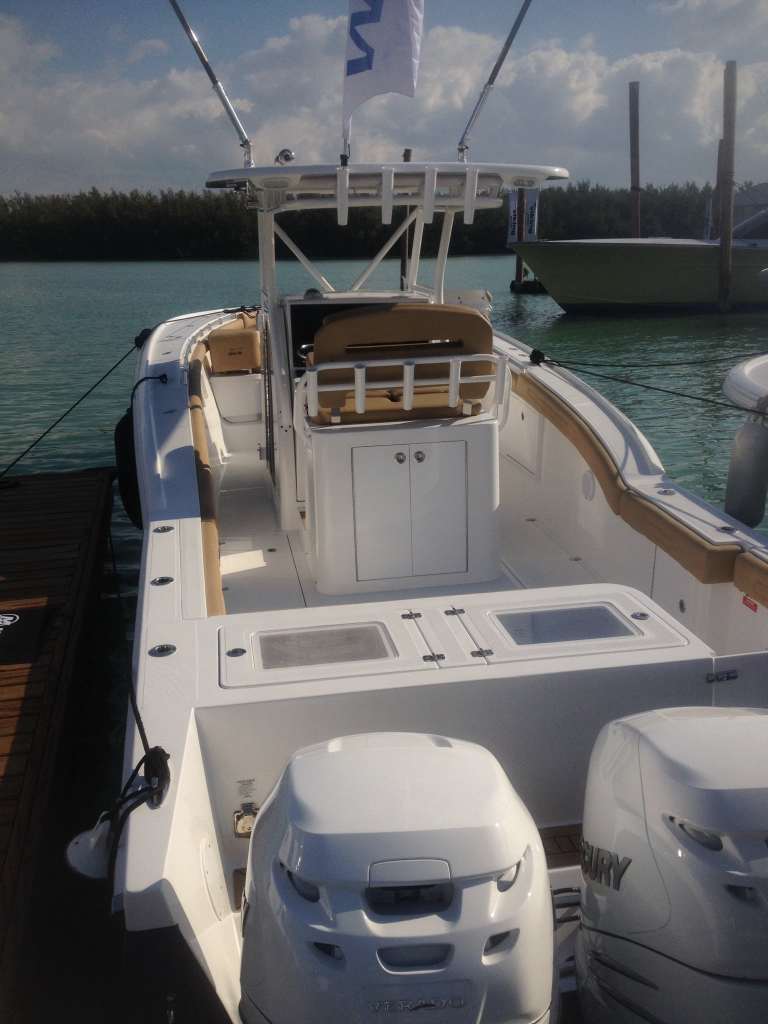Buddy Davis 34 Center Console