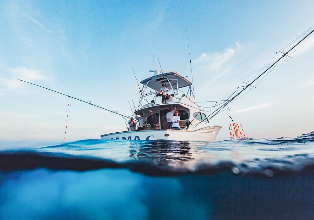 Sport-fisher with dredges
