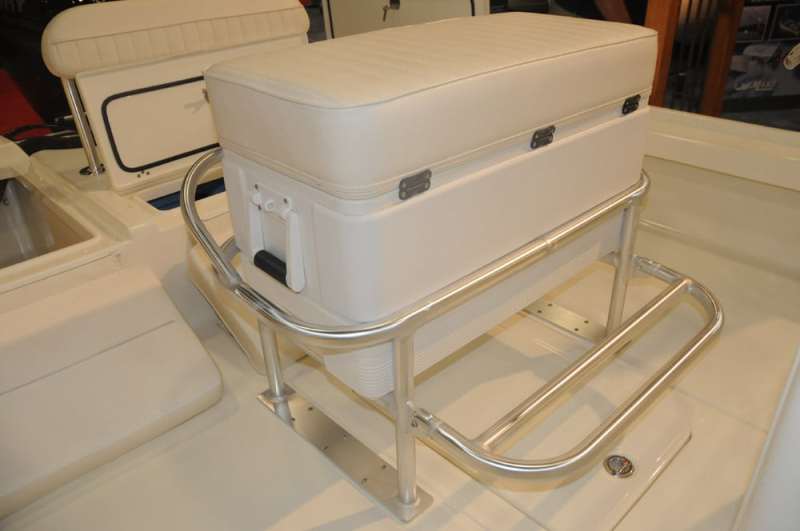 miami-boat-show-2013-inshore-34.jpg