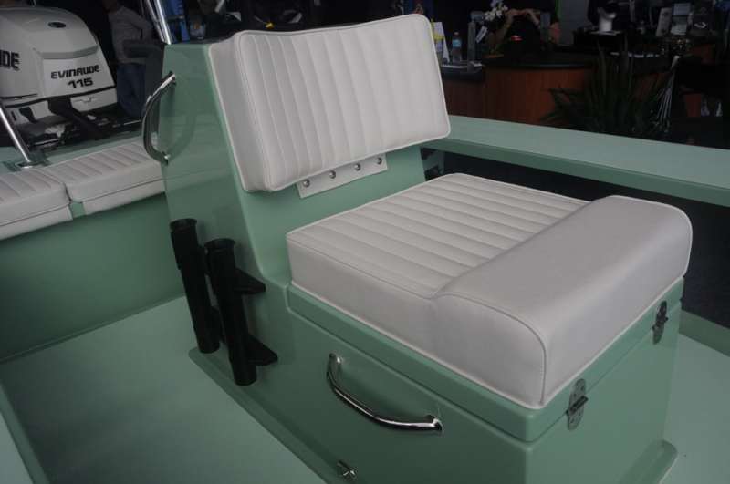 miami-boat-show-2013-inshore-48.jpg