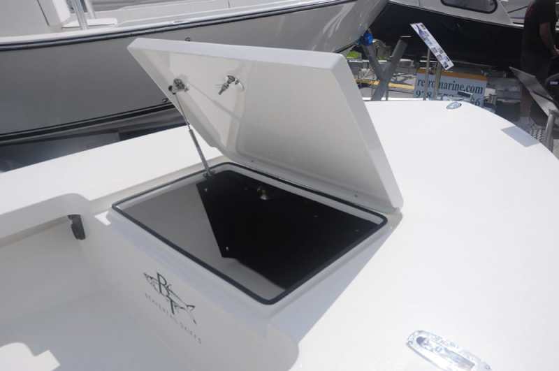 miami-boat-show-2013-inshore-52.jpg