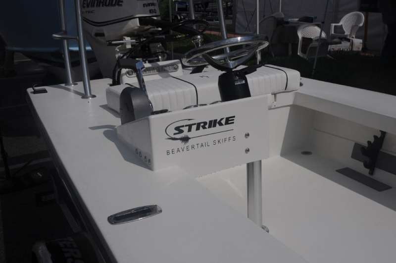 miami-boat-show-2013-inshore-53.jpg