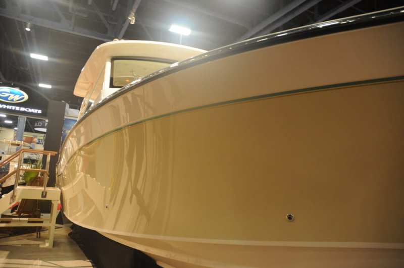 miami-boat-show-2013-offshore-02.jpg