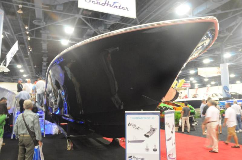 miami-boat-show-2013-offshore-55.jpg