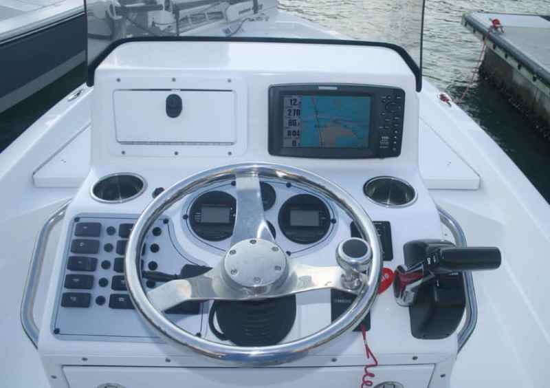 skeeter22bay_console.jpg