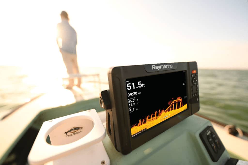 Raymarine Element multifunction display with Hypervision