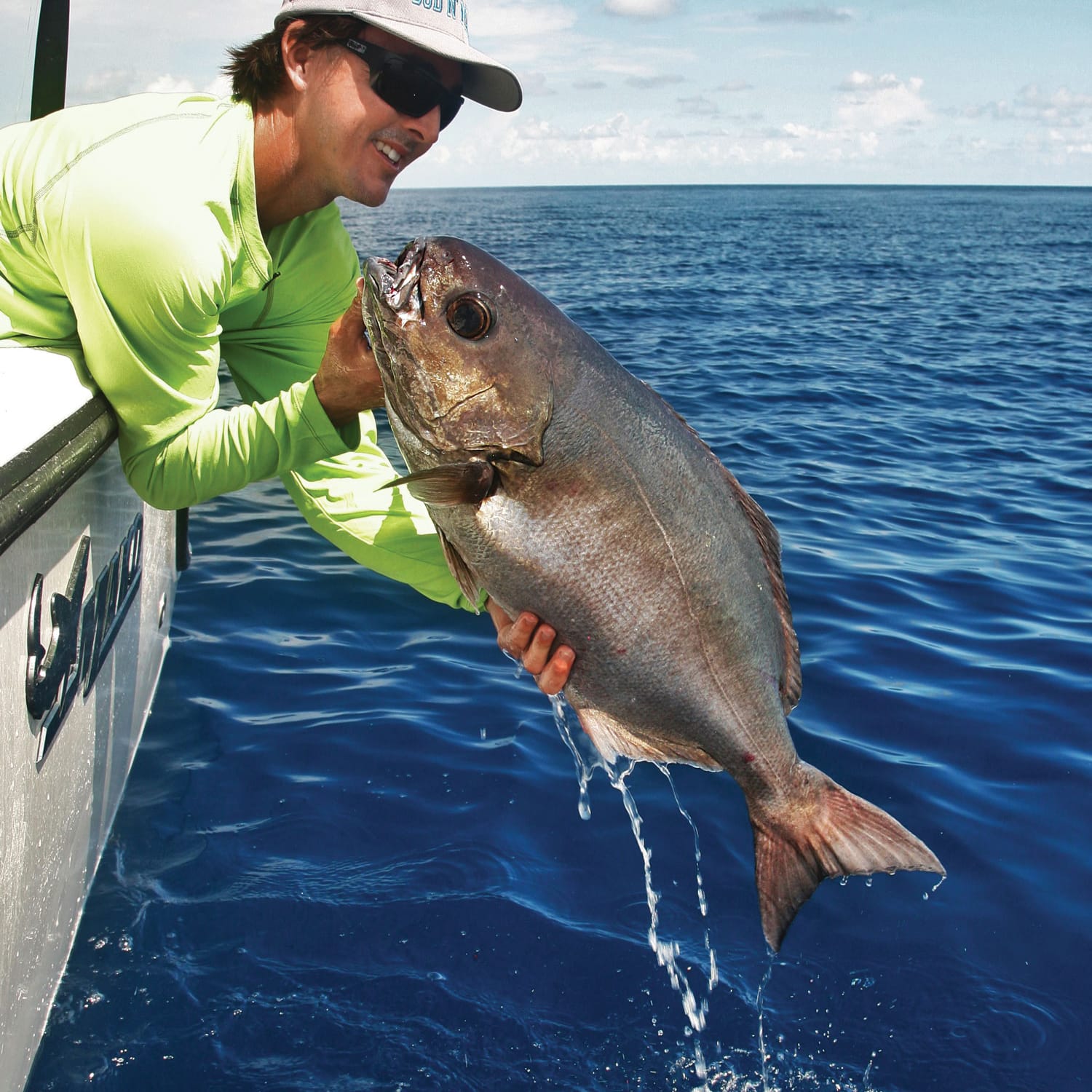 How to Catch Bottomfish | Salt Water Sportsman
