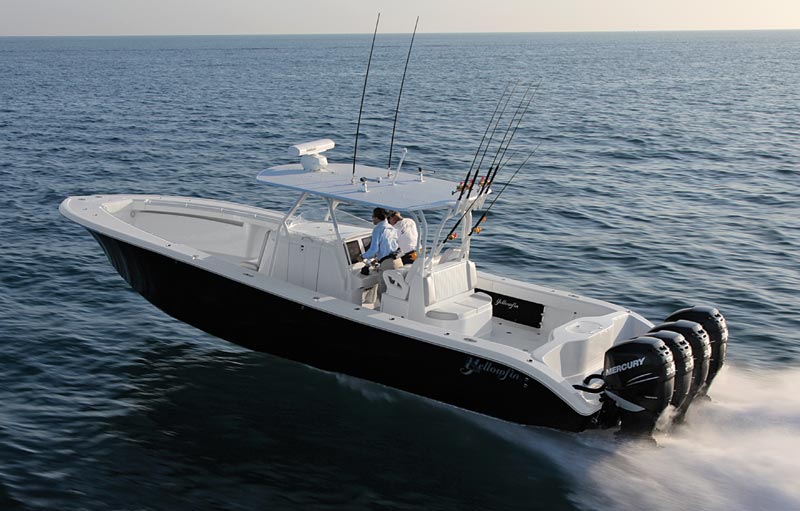 Yellowfin 39 running